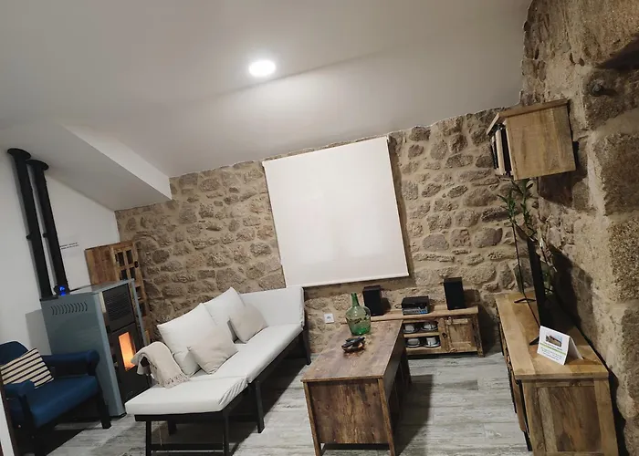 Апартаменты Casa Rustica O Abeiro Понтеведра